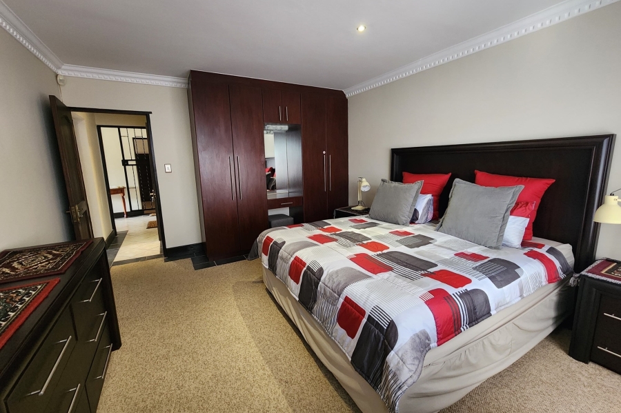 4 Bedroom Property for Sale in Jeffreys Bay Central Eastern Cape